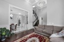 8351 Leslie Road, Richmond, BC  - Indoor Photo Showing Living Room 
