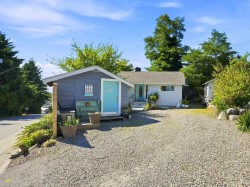 557 North Fletcher Road Gibsons, BC V0N 1V9
