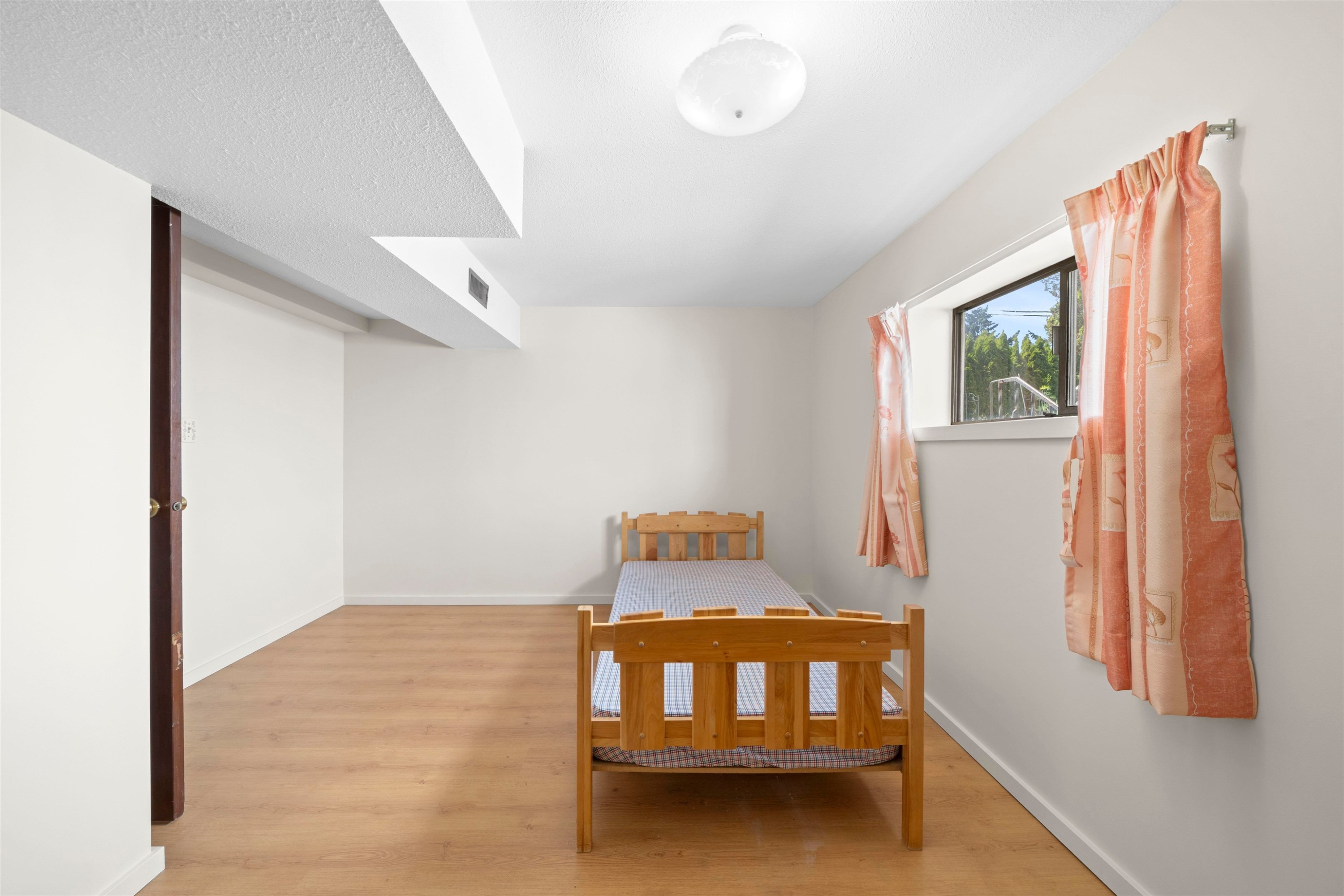 942 Nanaimo Street, Vancouver, BC