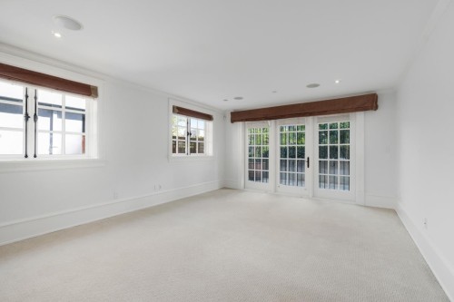 4588 2Nd Avenue W, Vancouver, BC 
