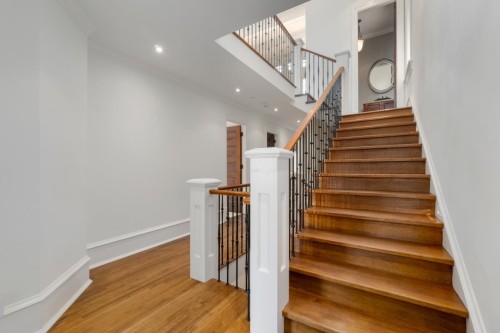 4588 2Nd Avenue W, Vancouver, BC 