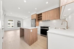 207-82 First Street New Westminster, BC V3L 0L8