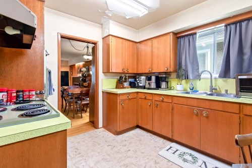 2175 Waverley Avenue, Vancouver, BC 