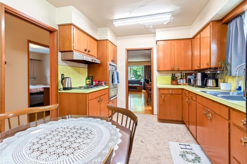 2175 Waverley Avenue, Vancouver, BC 