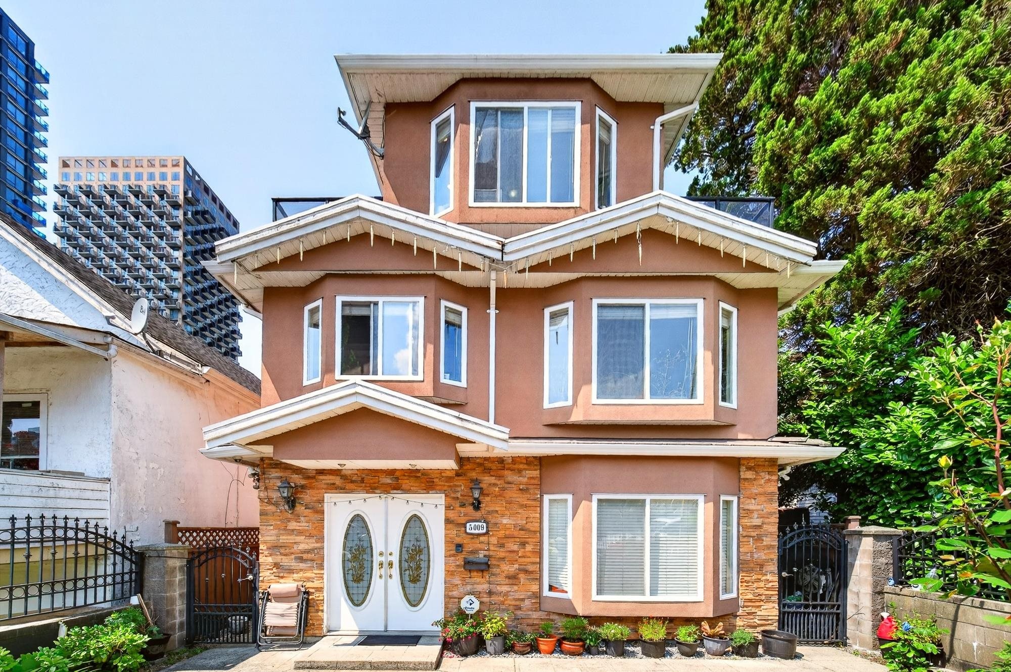 5009 Payne Street, Vancouver, BC
