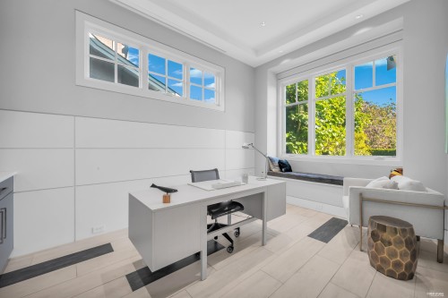 4055 39Th Avenue W, Vancouver, BC 