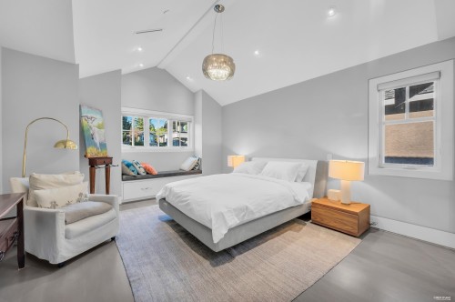 4055 39Th Avenue W, Vancouver, BC 