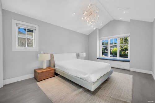 4055 39Th Avenue W, Vancouver, BC 