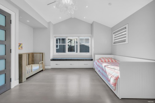 4055 39Th Avenue W, Vancouver, BC 