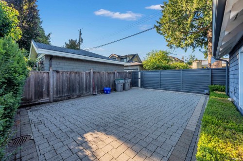 4055 39Th Avenue W, Vancouver, BC 