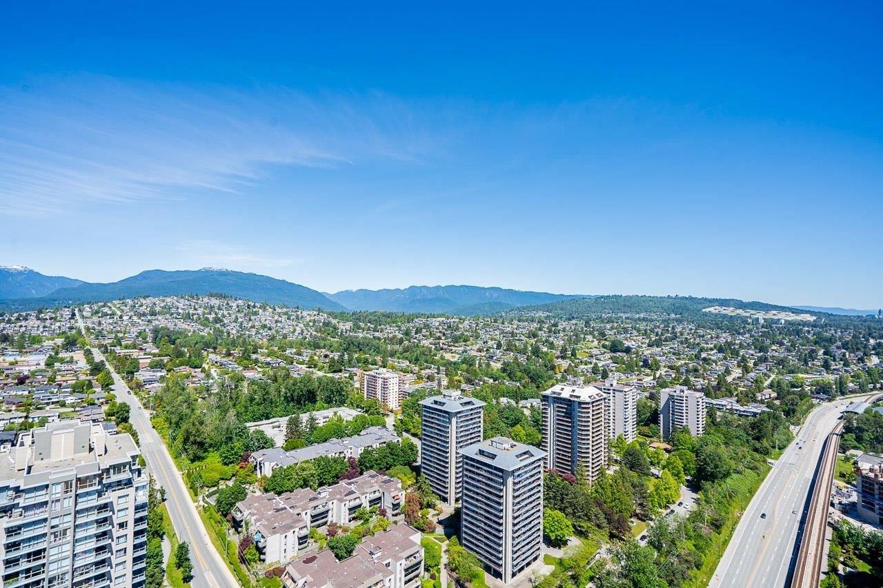 3907-4890 Lougheed Highway, Burnaby, BC