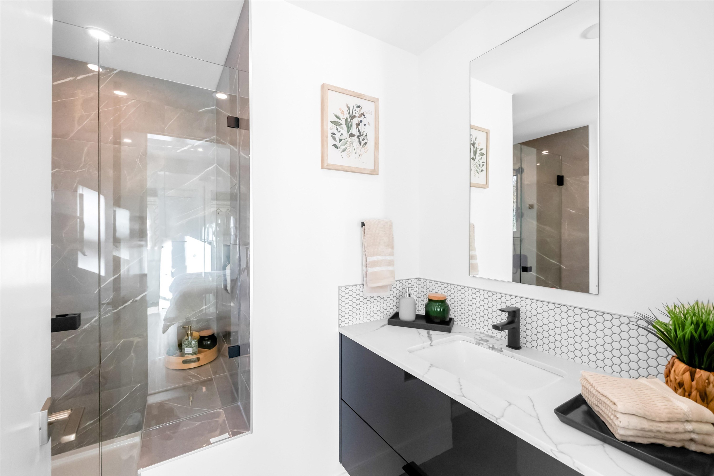 2069 1St Avenue E, Vancouver, BC