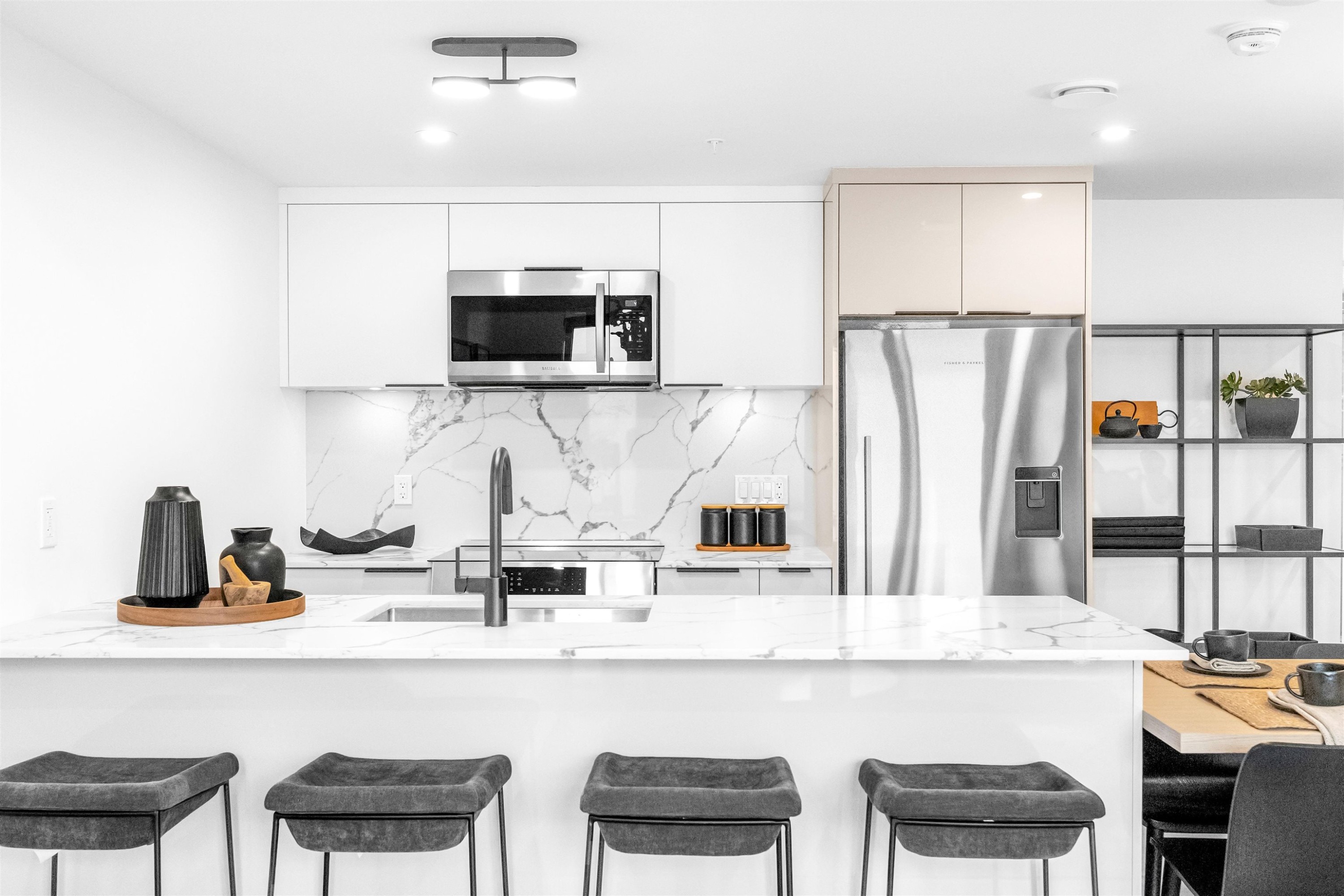 2069 1St Avenue E, Vancouver, BC