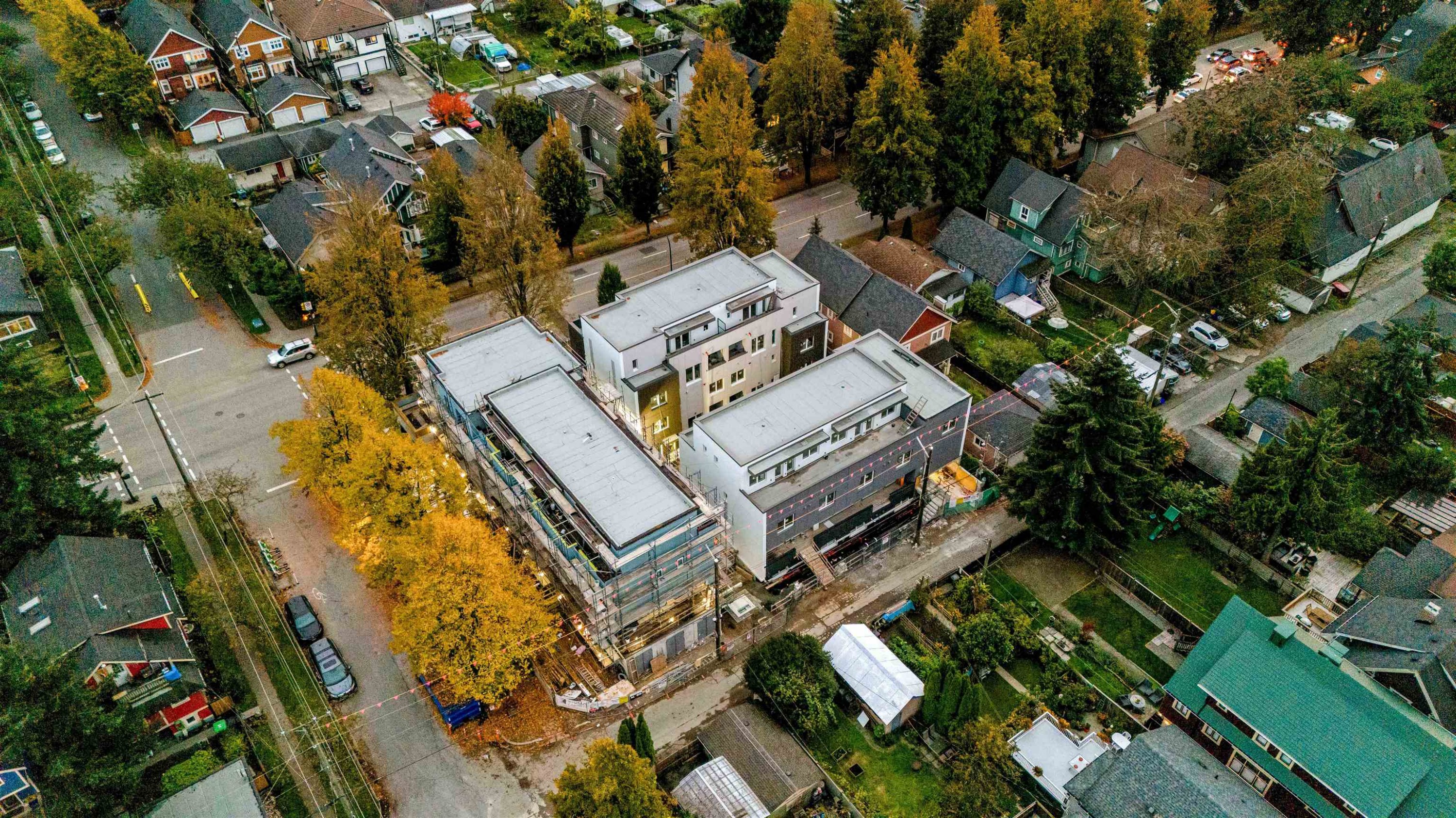 2071 1St Avenue E, Vancouver, BC