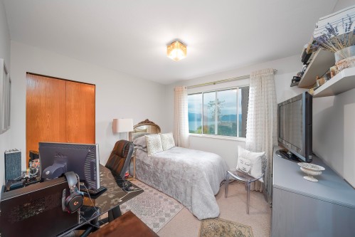 5343 Monte Bre Crescent, West Vancouver, BC 
