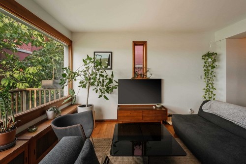 1243 7Th Avenue W, Vancouver, BC 