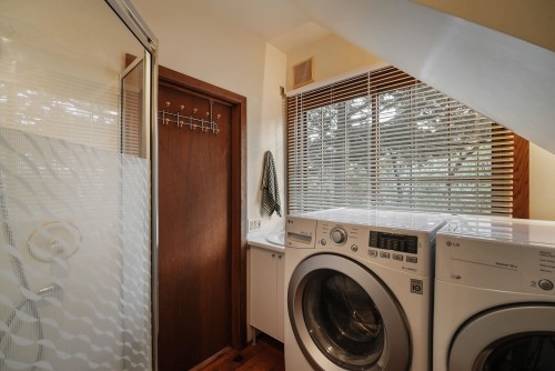1243 7Th Avenue W, Vancouver, BC 