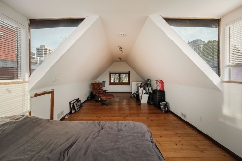 1243 7Th Avenue W, Vancouver, BC 