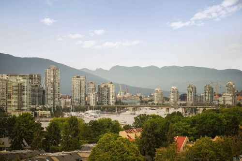 1243 7Th Avenue W, Vancouver, BC 