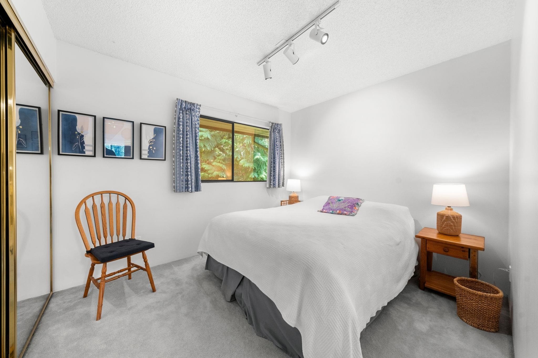 826 Frederick Road, North Vancouver, BC
