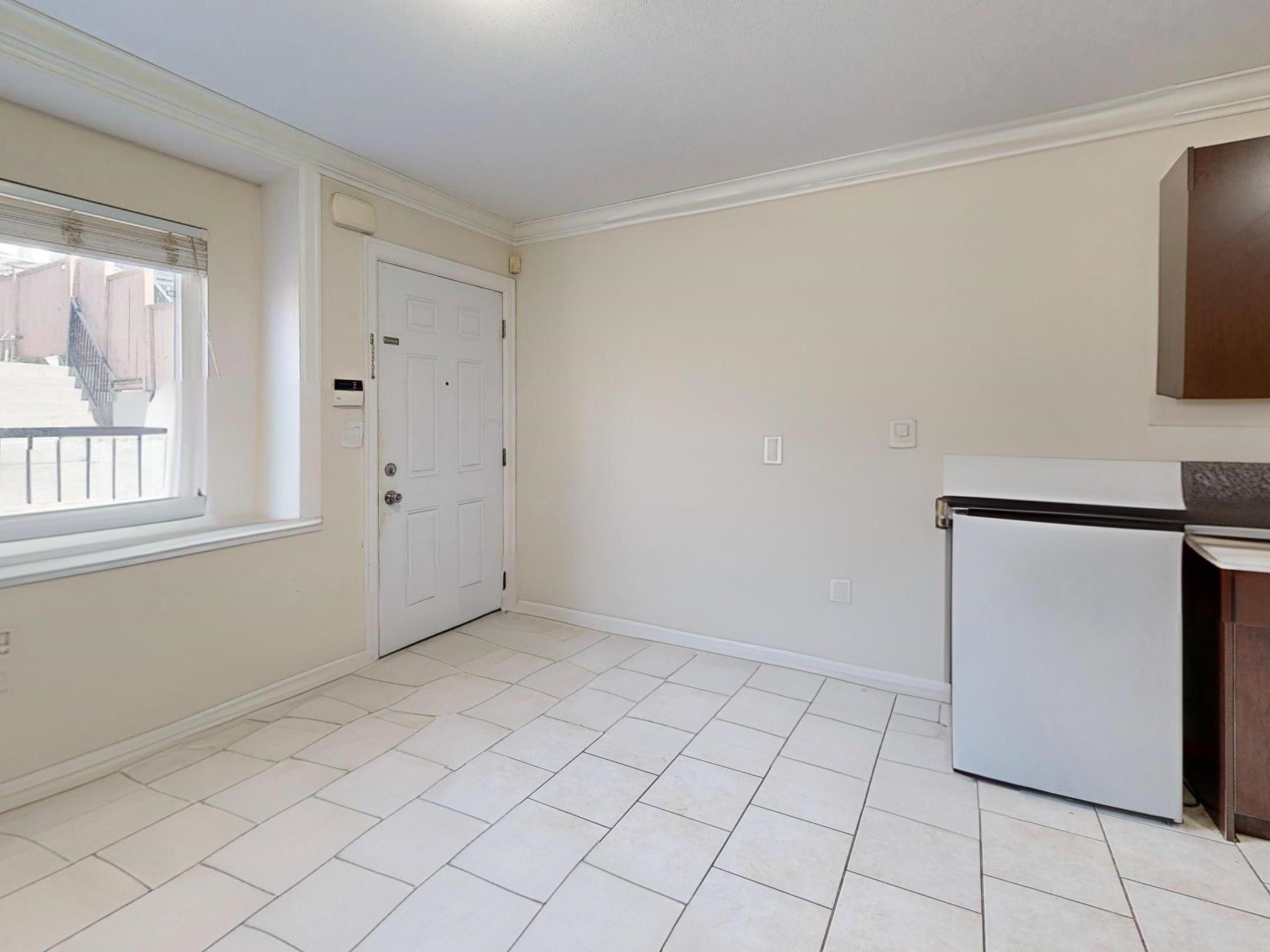 919 64Th Avenue E, Vancouver, BC