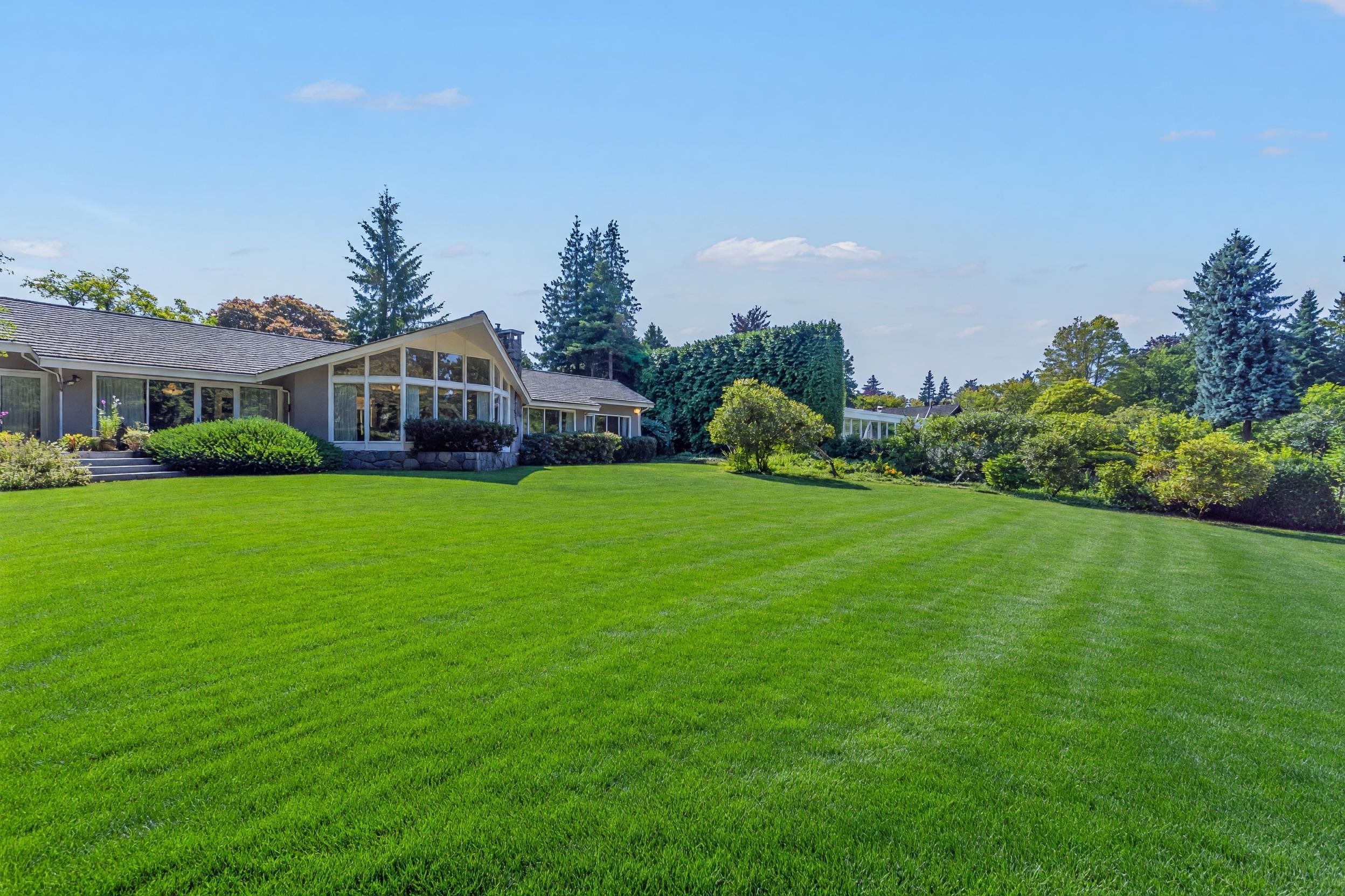 5985 Newton Wynd, Vancouver, BC