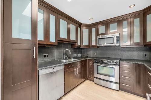 1848 1St Avenue W, Vancouver, BC 