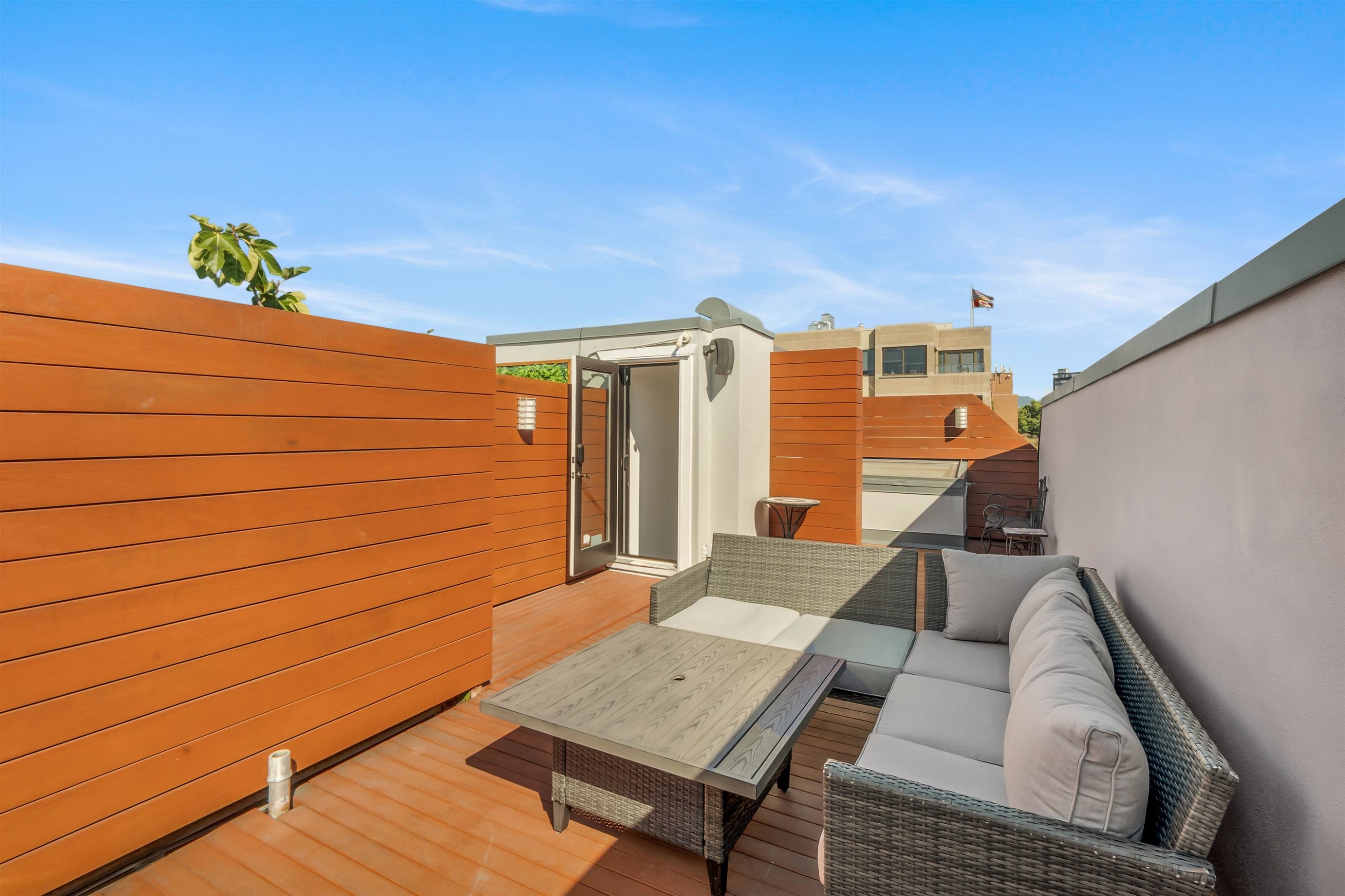 1848 1St Avenue W, Vancouver, BC