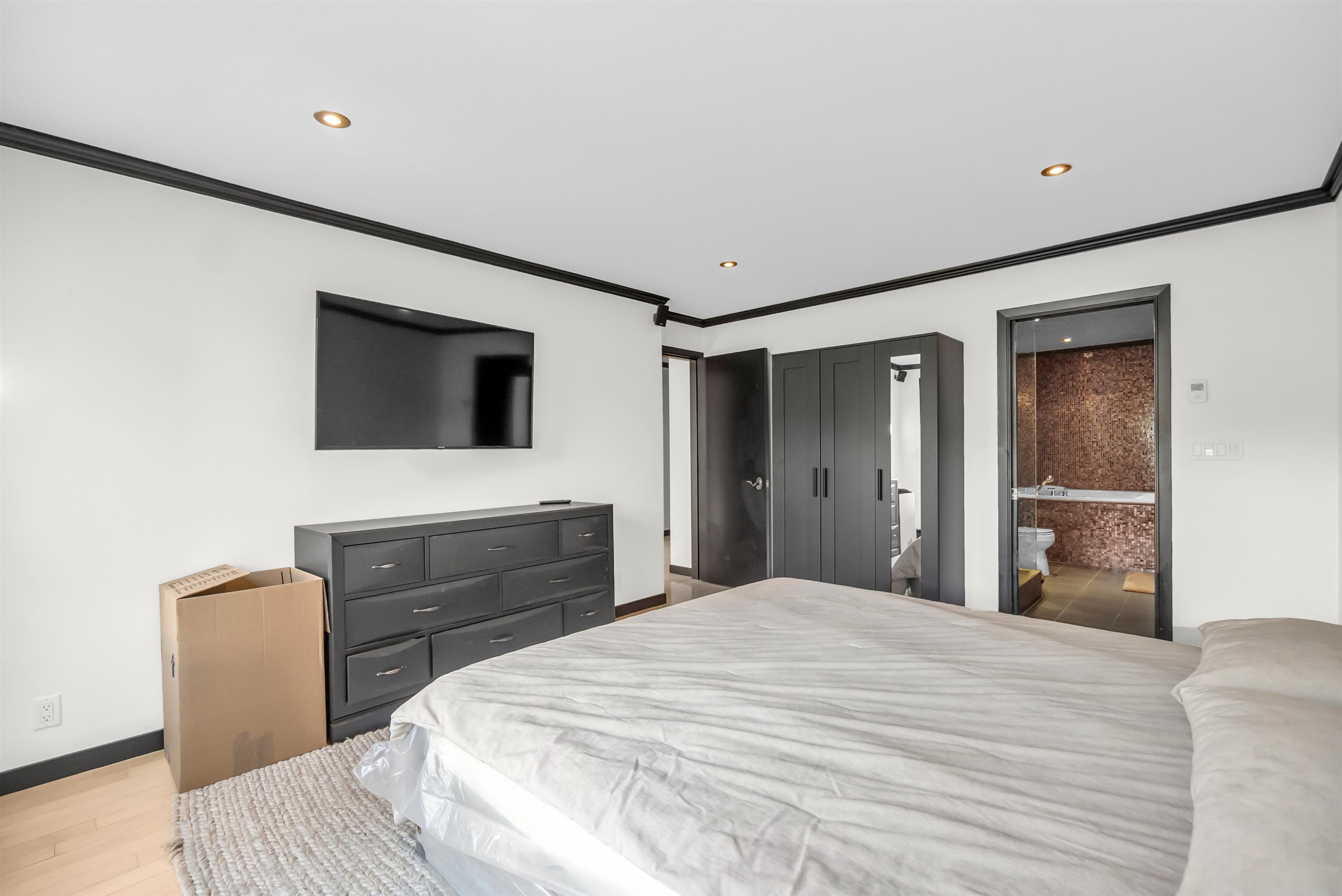 1848 1St Avenue W, Vancouver, BC