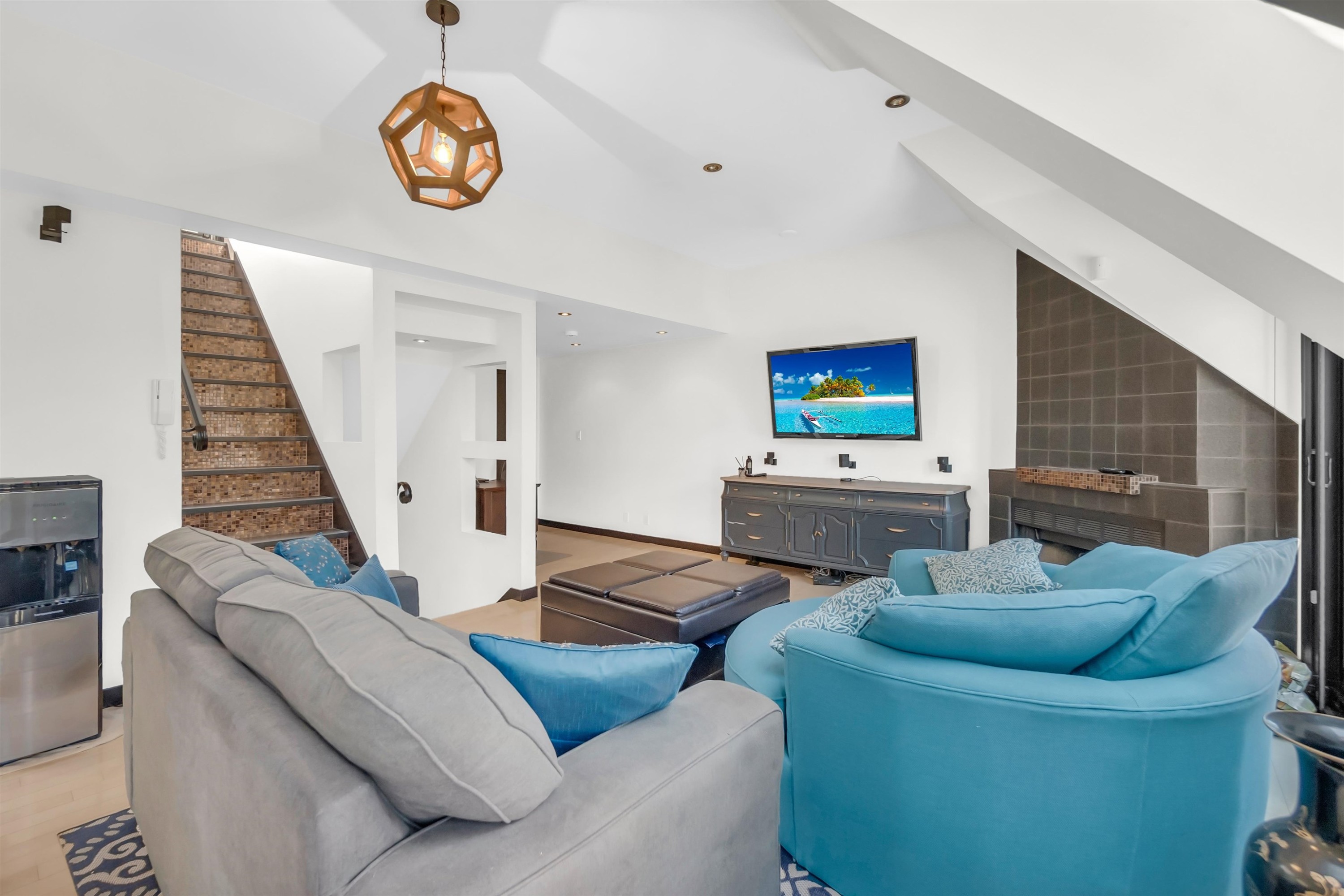 1848 1St Avenue W, Vancouver, BC