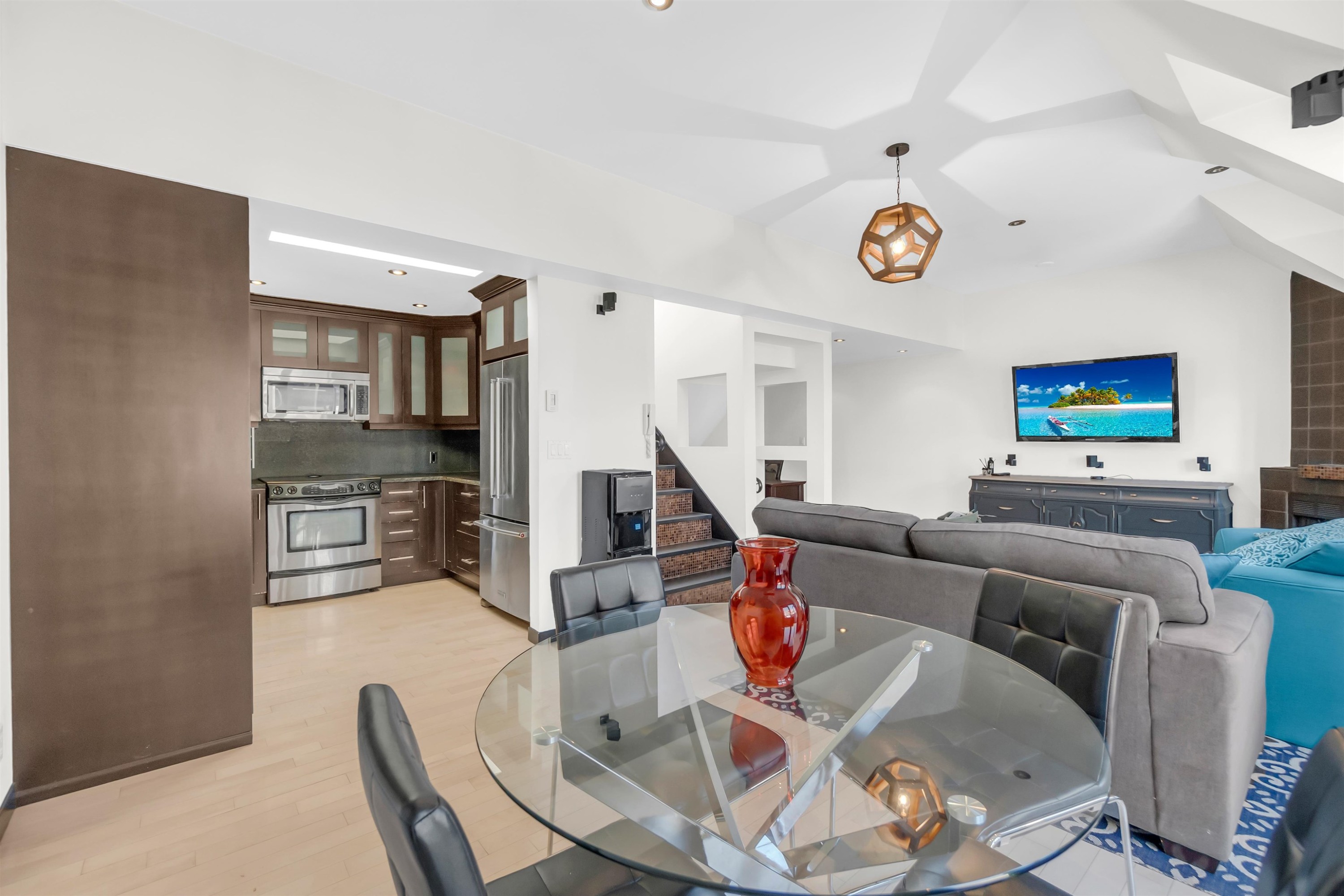 1848 1St Avenue W, Vancouver, BC