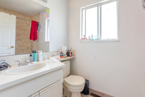 1253 Johnson Street, Coquitlam, BC 