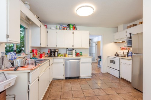 1253 Johnson Street, Coquitlam, BC 