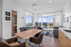 1806-1045 Austin Avenue Coquitlam, BC V3K 0G9