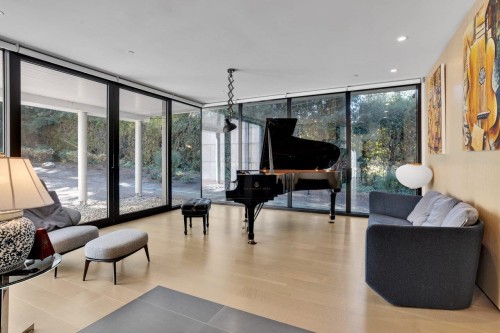 4725 4Th Avenue W, Vancouver, BC 