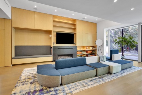 4725 4Th Avenue W, Vancouver, BC 