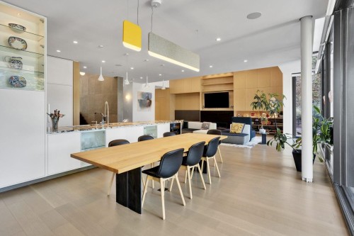 4725 4Th Avenue W, Vancouver, BC 