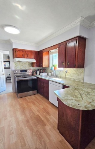 5075 Payne Street, Vancouver, BC 