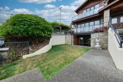 BASEMENT-2195 Palmerston Avenue West Vancouver, BC V7V 2V7
