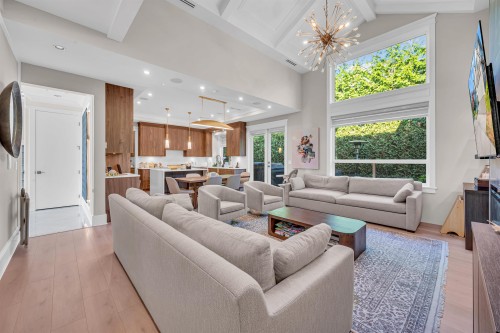 7128 Bridge Street, Richmond, BC 