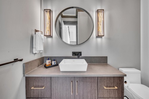 7128 Bridge Street, Richmond, BC 