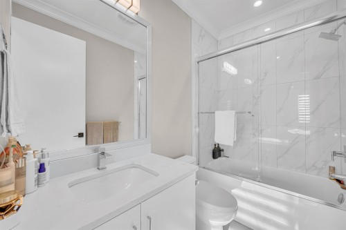 7128 Bridge Street, Richmond, BC 