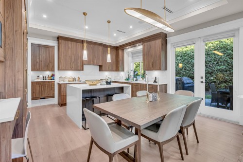 7128 Bridge Street, Richmond, BC 