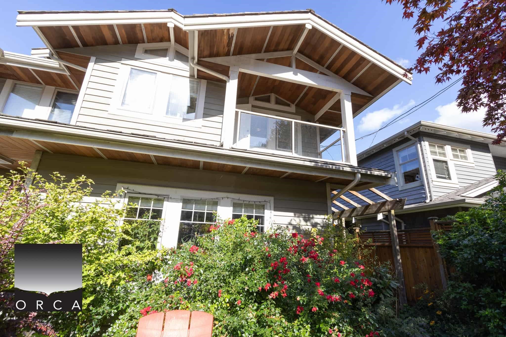 6351 Douglas Street, West Vancouver, BC