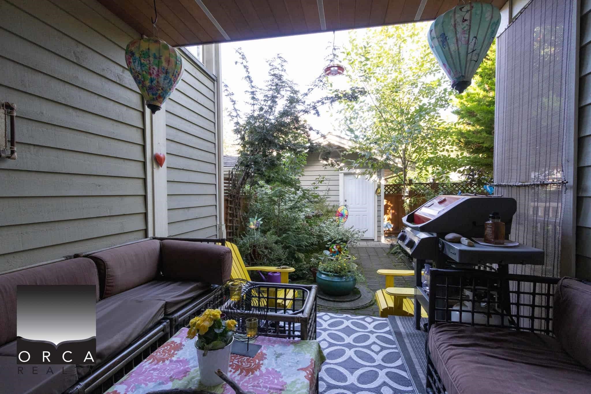 6351 Douglas Street, West Vancouver, BC
