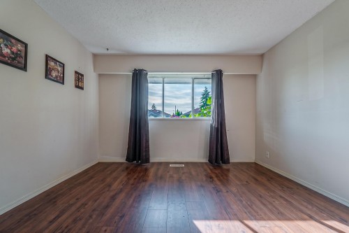 10671 Aintree Crescent, Richmond, BC 