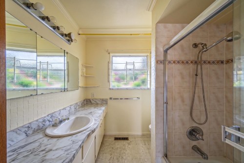 10671 Aintree Crescent, Richmond, BC 