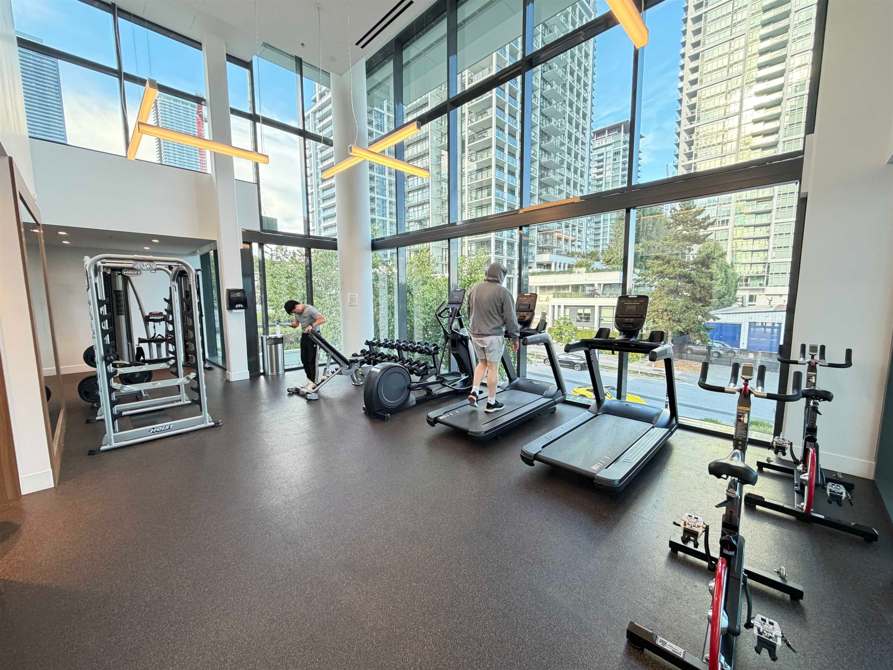 1704-2425 Alpha Avenue, Burnaby, BC