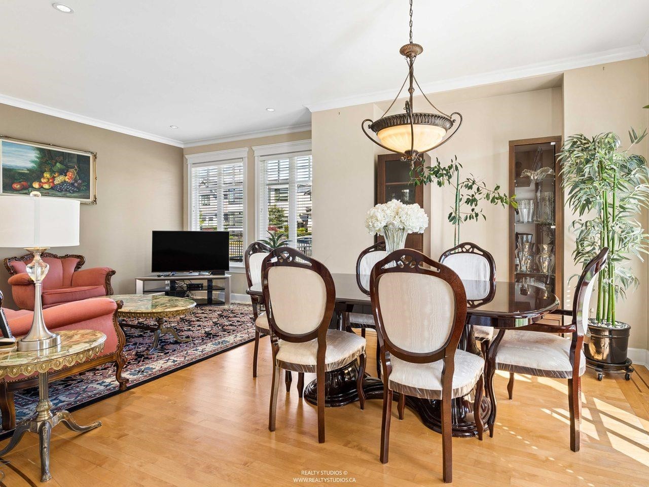 255 Carleton Avenue, Burnaby, BC