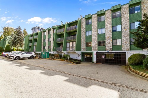 216-9202 Horne Street  Burnaby, BC V3N 4K2